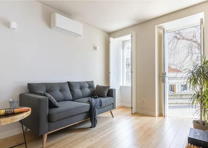 Cozy Lisbon Alfama Apartamento, Portugal
