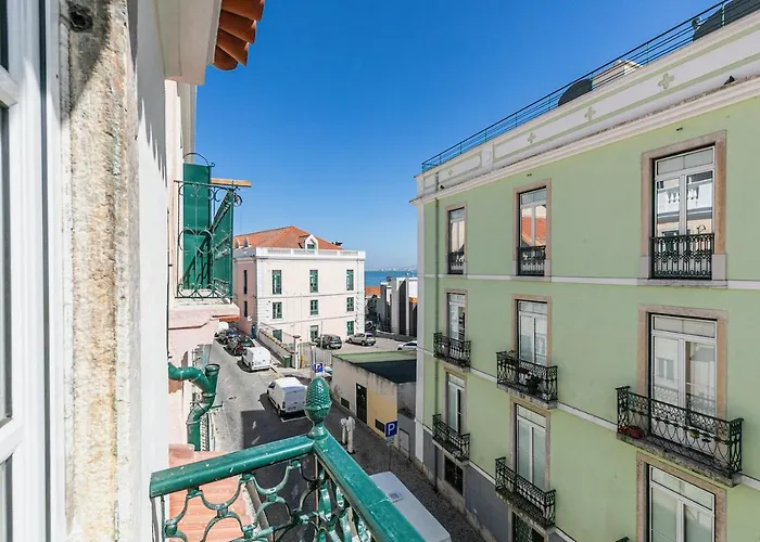Moderno Apartamento Em Bairro Tipico Lisboeta Lisbona, Portogallo