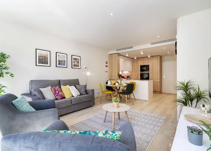 Stylish Apt In Liberdade With Parking By Lovelystay Lisboa, Portugal