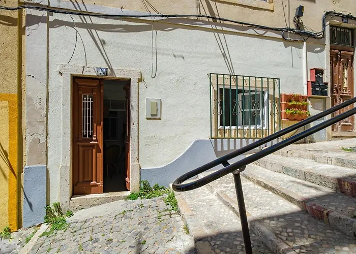 New! Unique 1 Bedroom Apartment- Santa Catarina 42 Lisboa, Portugal