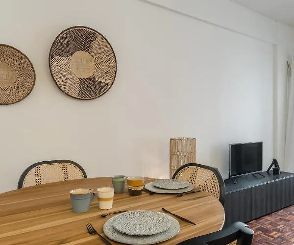 Casa Boma Lisboa - Design & Spacious Apartment With Balcony - Alvalade II, Portugal