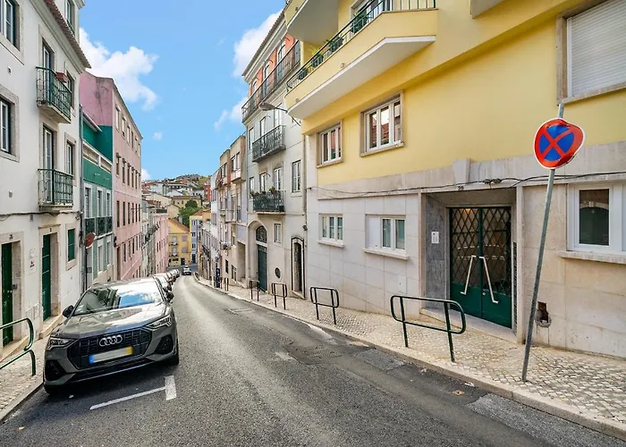 Whome Prime Location W Ac 3-Bed Duplex Perfect For Families Only Lisbon, Portugal