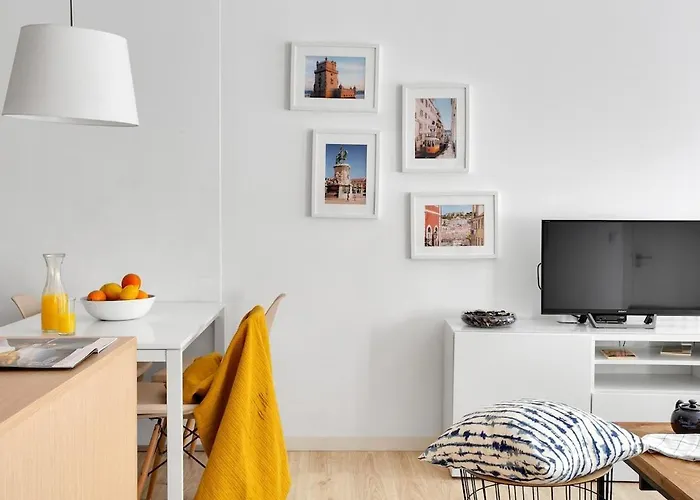 Apartment In Estrela - Amazing For Families By Lisbeyond Lissabon, Portugal