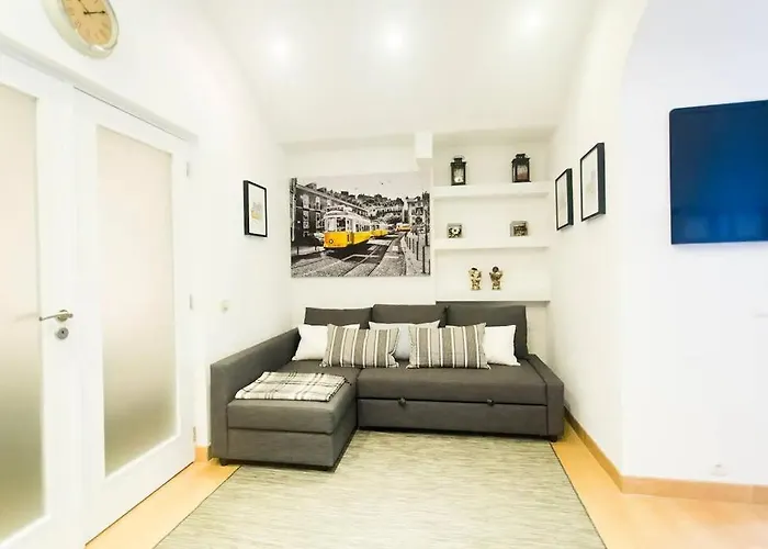 Olá Lisbon - Principe Real with Terrace II Apartamento, Portugal