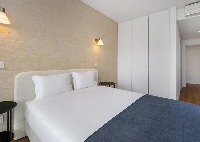 Whome Urban Retreat W/Parking, Elevator & Ac By Benfica Stadium Lisboa, Portugal