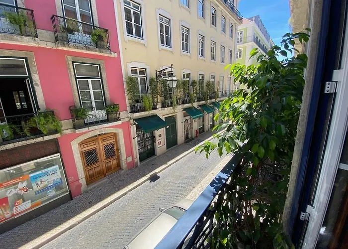 Arty Home In The Heart Of Lisbon , Baixa Chiado, Portugal