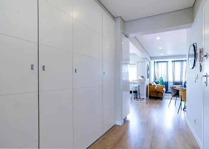 New - Luxury & Bright Apartment Lisboa, Portugal