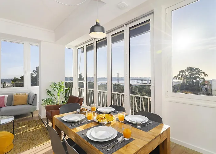 Whome | 270º Panoramic View Premium Apartment Lisbon, Portugal