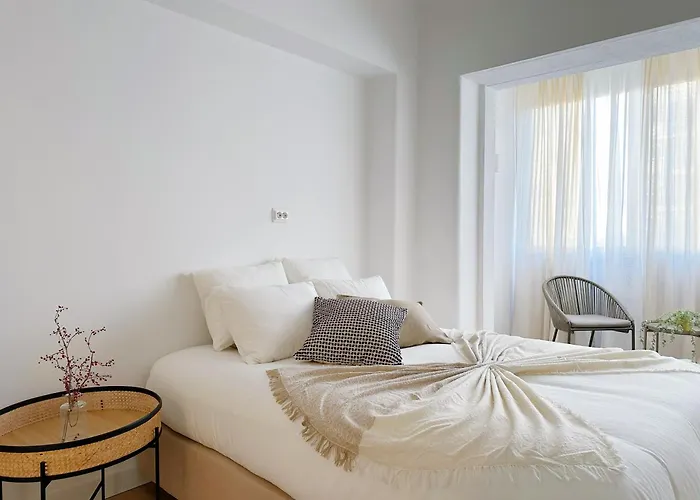 Campo Grande L Elegant Urban Stay, Quick Airport Access Lisboa, Portugal