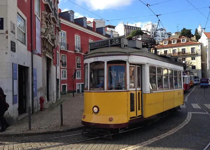 Go Native Lisbon - Vip City, Portugal
