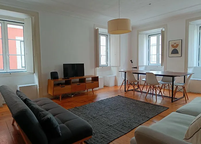 Stunning Apartment Near Chiado Lisboa, Portugal