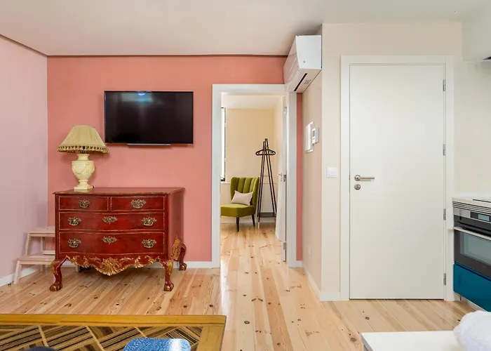 Apartamento Joivy Flats Next To Rossio Square And Main Lisbon Attractions, Portugal