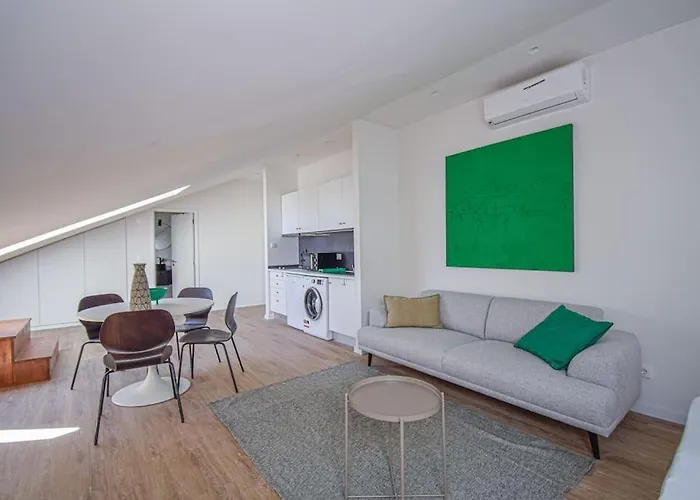 Stylish Lisbon Apartment Central, Portugal