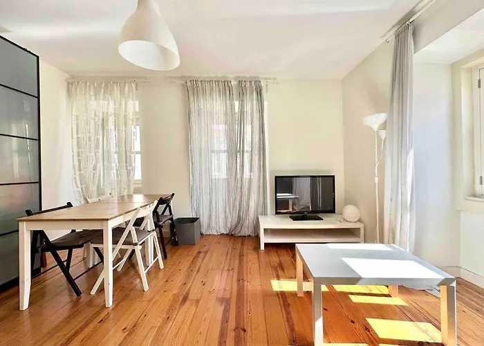 Central Apartment For Party Lovers Lisbona, Portogallo