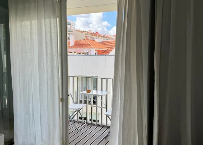Apartment In Santos Lisbona, Portogallo