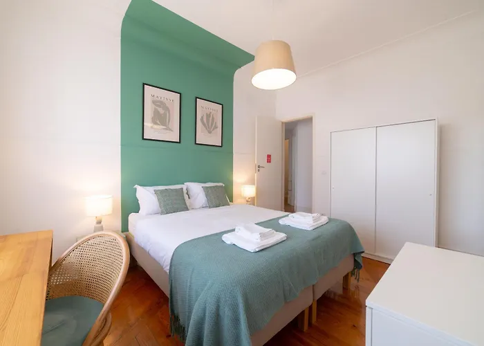 Desterro 2 - Historical Four-Bedroom Apartment Lisboa, Portugal