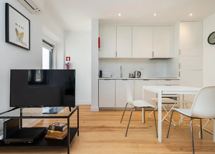 Design And Bright Studios Near Pasteis De Belem Lisboa, Portugal