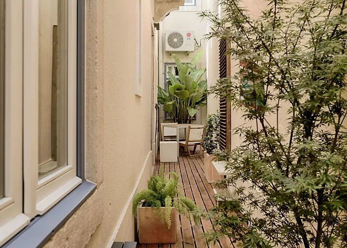 Romantic Gem In Alfama Лісабон, Португалія