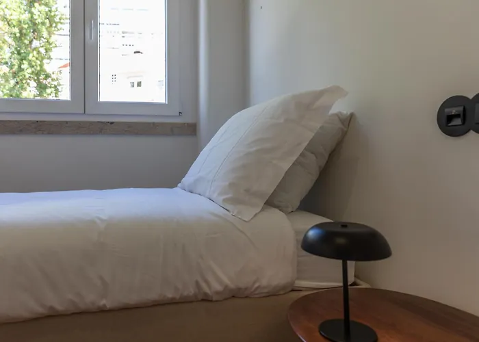 Alvalade 58 - Charming 2 Bedroom Apartment With Ac Near The Airport And City Center Lisboa, Portugal