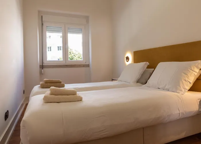 Alvalade 58 - Charming 2 Bedroom Apartment With Ac Near The Airport And City Center Lisboa, Portugal