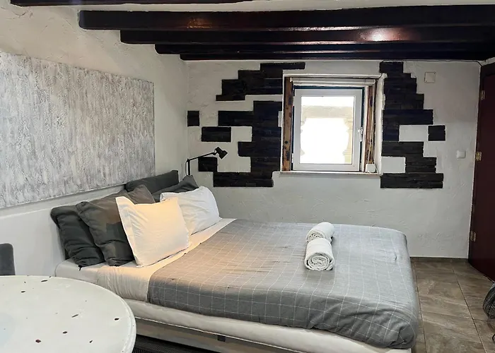 Very Charming Apartment Overlooking S Jorge Castel Lisboa, Portugal
