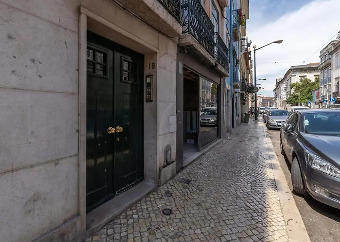 Principe Real Spacious Delight By Innkeeper Lisboa, Portugal