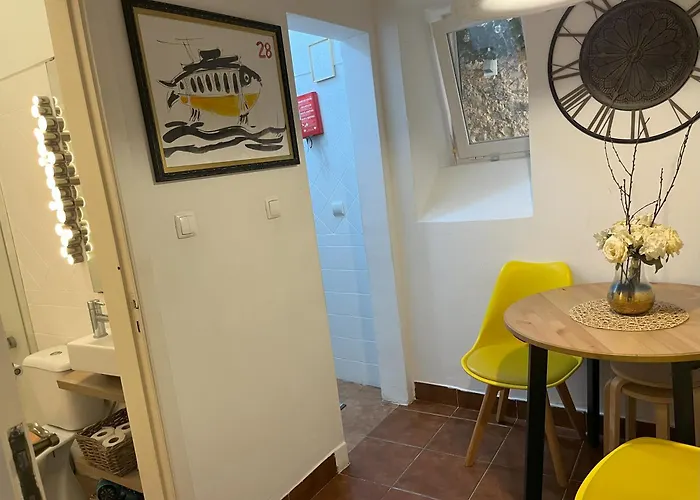 Appartamento Regueira Gold Com Terraco Lisbona, Portogallo