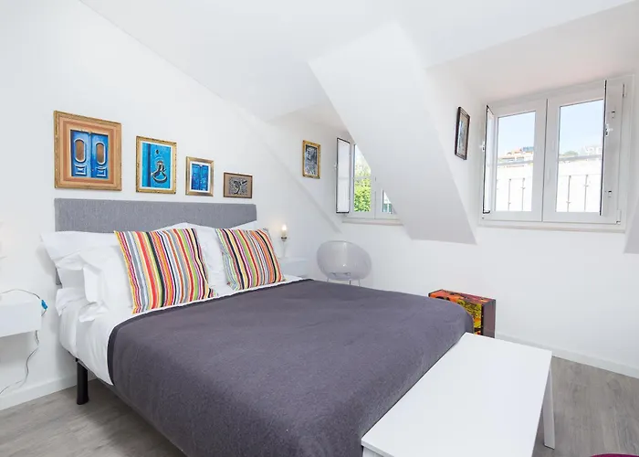 Designer Flats In Lapa By Lovelystay Lisboa, Portugal