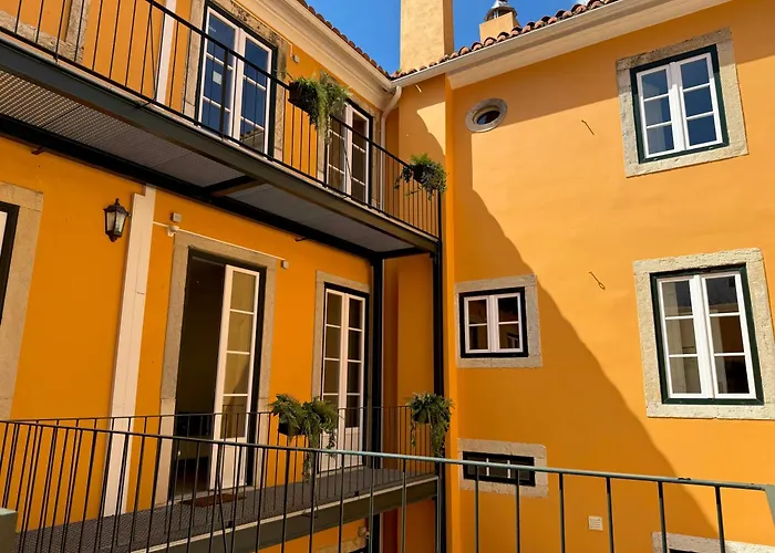 Metropolitan Living Lisbon - Janelas Verdes, Portugal