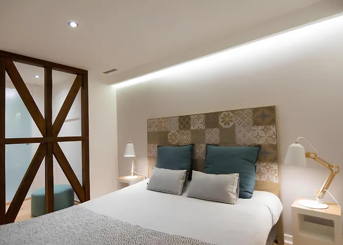 Casa Do Castelo 2- Work Or Relax In The Historic Heart Of Lisbon! Appartement, Portugal