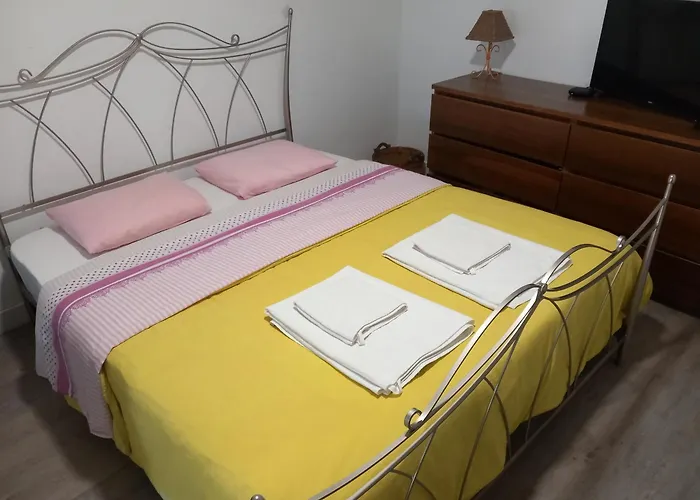 Alvito Guest House - Comfortable Room With Private Bathroom Lisboa, Portugal