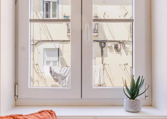 Apartamento Duplex In Marques De Pombal Lisboa, Portugal