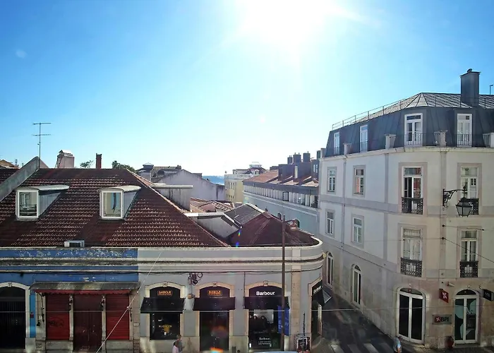 Dpj Comfort & Light In Lisbon Downtown! With A Stunning City View!, Portugal