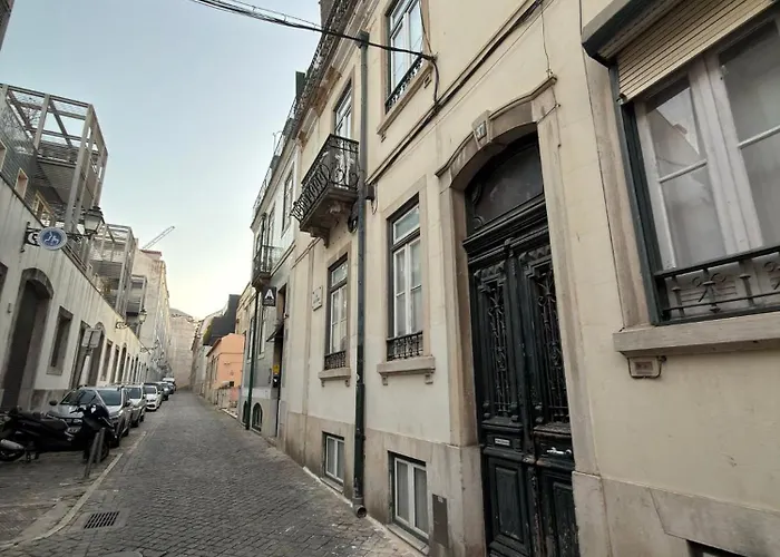Principe Real Orange Tree W/ View 3 Bedrooms Flat! Lisboa, Portugal