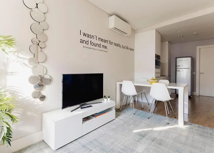 Chiado Square Apartments | Lisbon Best Apartments, Portugal