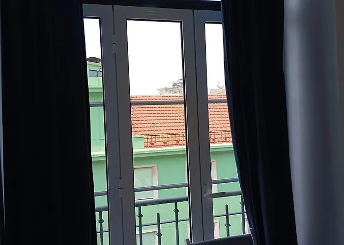 Apartamento Bernardim Ribeiro - 4ª Andar Lisbona, Portogallo