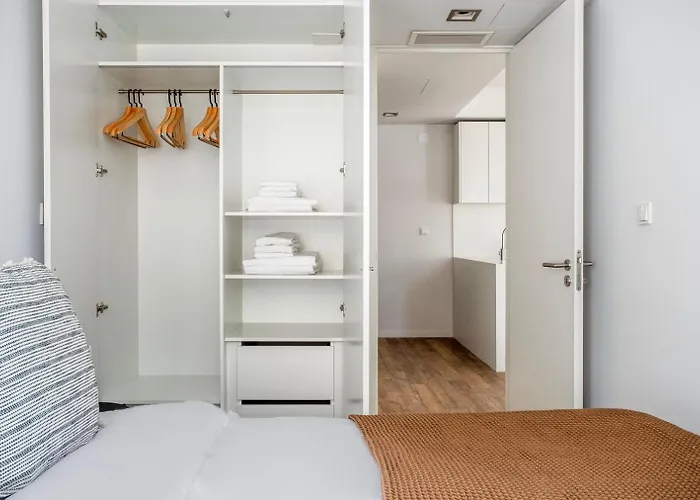 Double Room With Private Wc In Shared House In Downtown Lisboa, Portugal