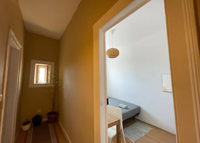 Santos Apartment In Central Lisbon With River View, Portugal