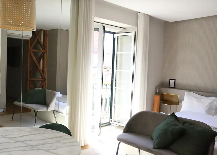106 Letter - Charming Apartment In Lisbon Historic Quarter, Portugal