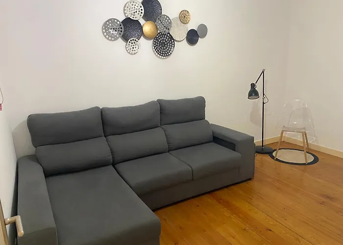 Apartamento Nas Olaias A 5 Minutos Da Faculdade Isel E Ist Lisboa, Portugal