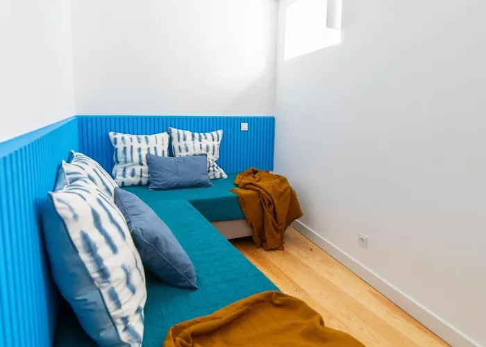 Blue By The River 2 - Elegant Two-Bedroom In Santos Lissabon, Portugal