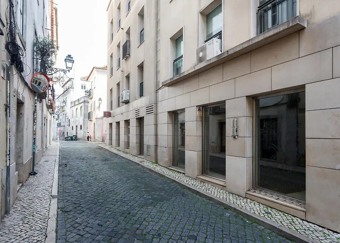 Shared Accommodation In Bairro Alto - Chiado Lisboa, Portugal