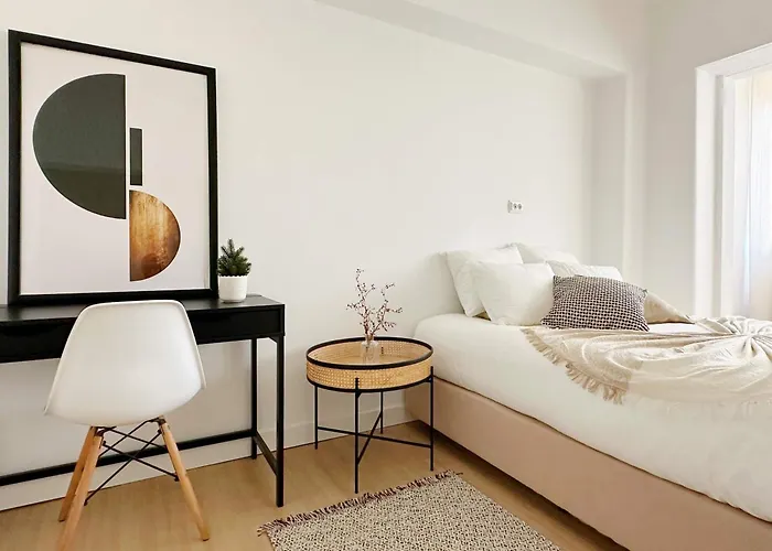 Campo Grande L Elegant Urban Stay, Quick Airport Access Lisboa, Portugal