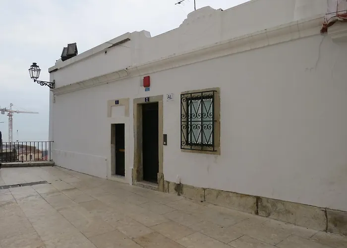 Tagus Apartments By Lisbon Village Apartments, Portogallo