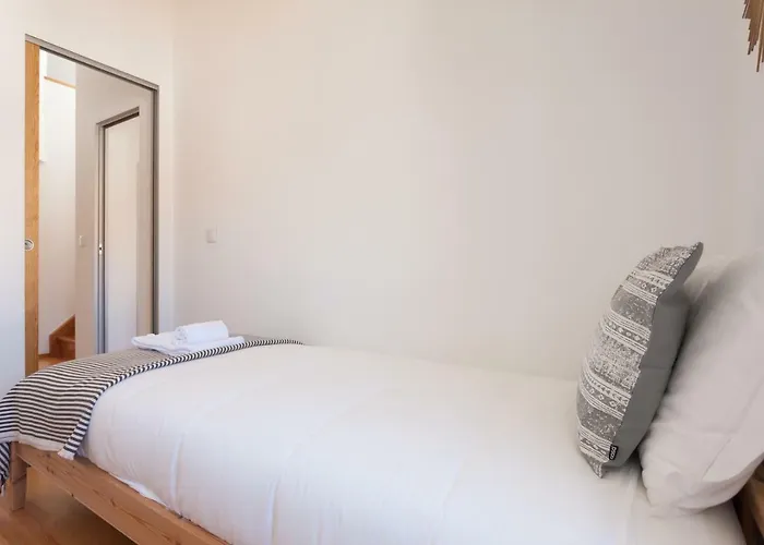 Ferienwohnung Bohemian Loft In Principe Real Lissabon, Portugal