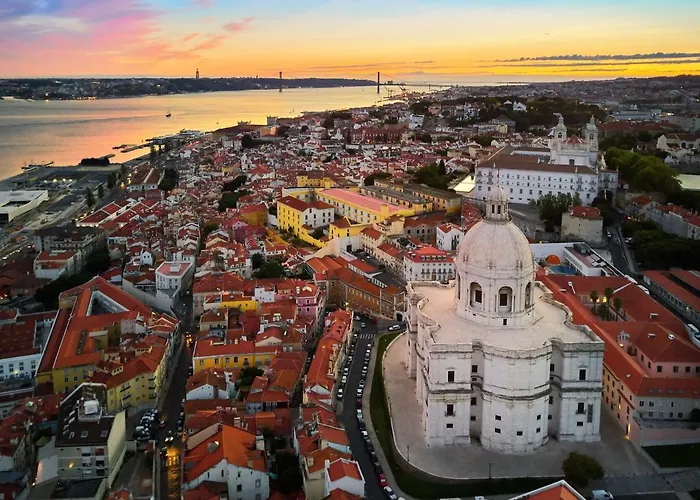 Romantichome At Alfama'S Heart Lisboa, Portugal