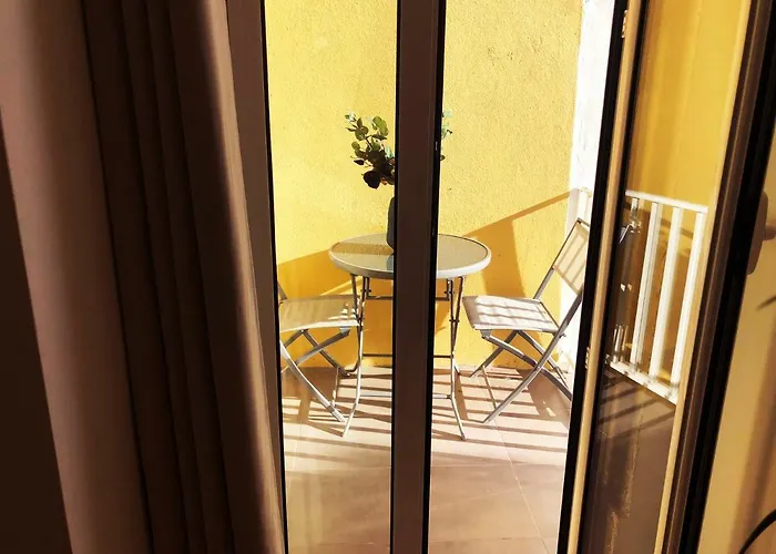20 1 - Lisbon Central Apartment With Terrace, Portugal