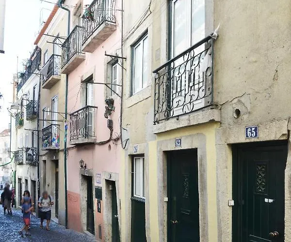 Casa Ginja - Checkinhome Lisboa, Portugal