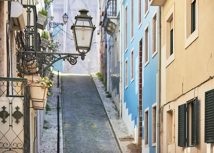 Spacious And Renovated Apartment With Amazing Patio, By Timecooler Lisboa, Portugal
