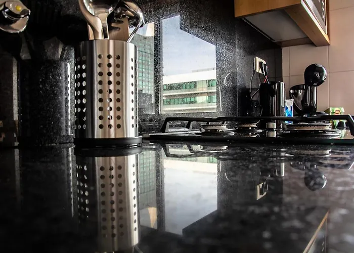 Central Orient Residence - Modern, Spacious And Sunny! By The River! Lisboa, Portugal